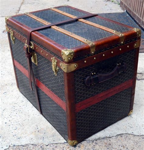 goyard trunk red stripe|goyard trunk sizes.